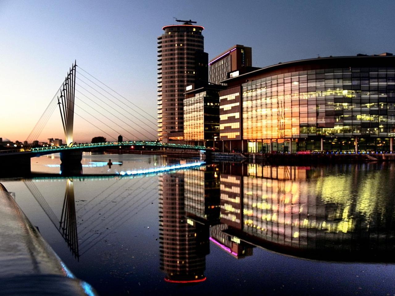 Elm Aparthotel , Collection Of Apartments Available Near Media City , Free Parking Manchester Exteriör bild
